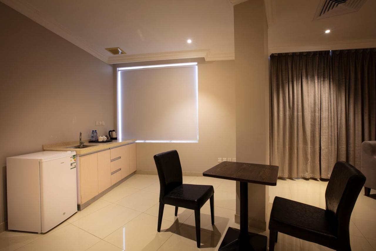 Somedays Hotel Suites Эль-Хуфуф Экстерьер фото