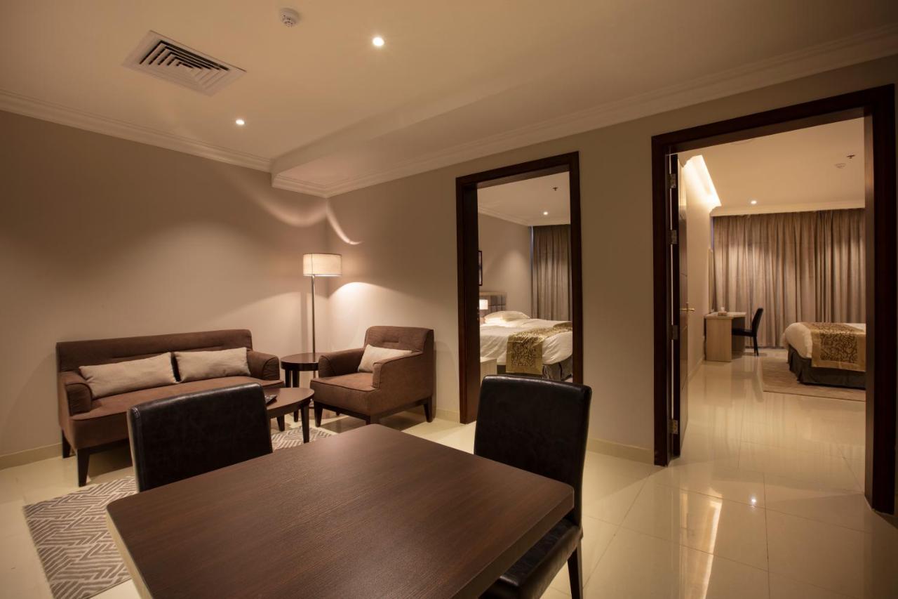 Somedays Hotel Suites Эль-Хуфуф Экстерьер фото